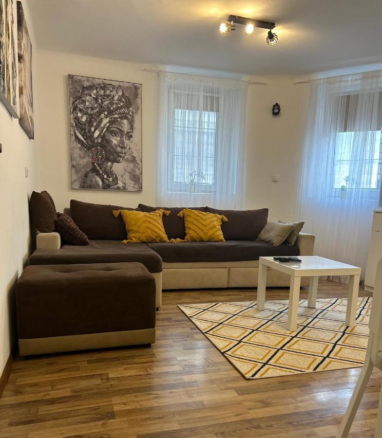 Lana Apartman Belgrad Dış mekan fotoğraf